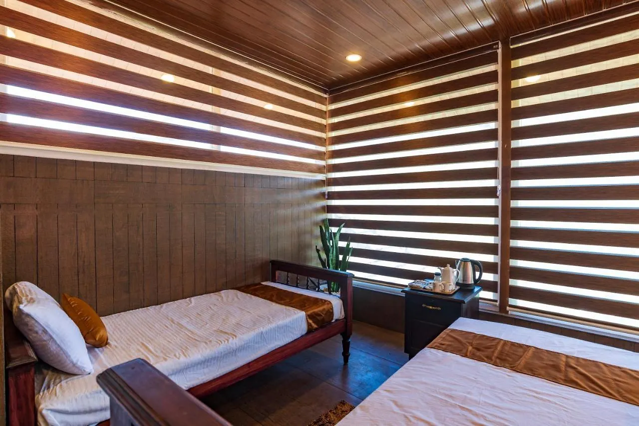 Resort Castillo De Woods , The Private Luxury Villa , 8 Bhk, Vattavada Kottakamboor