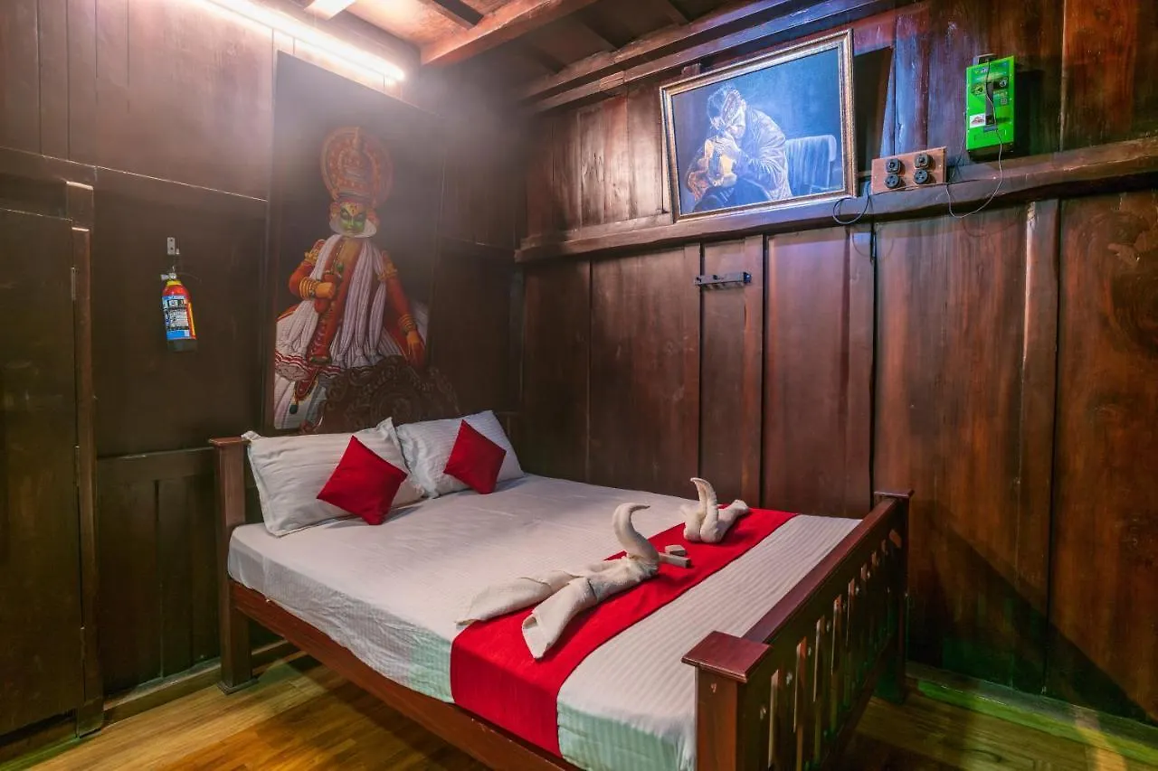 Resort Castillo De Woods , The Private Luxury Villa , 8 Bhk, Vattavada Kottakamboor